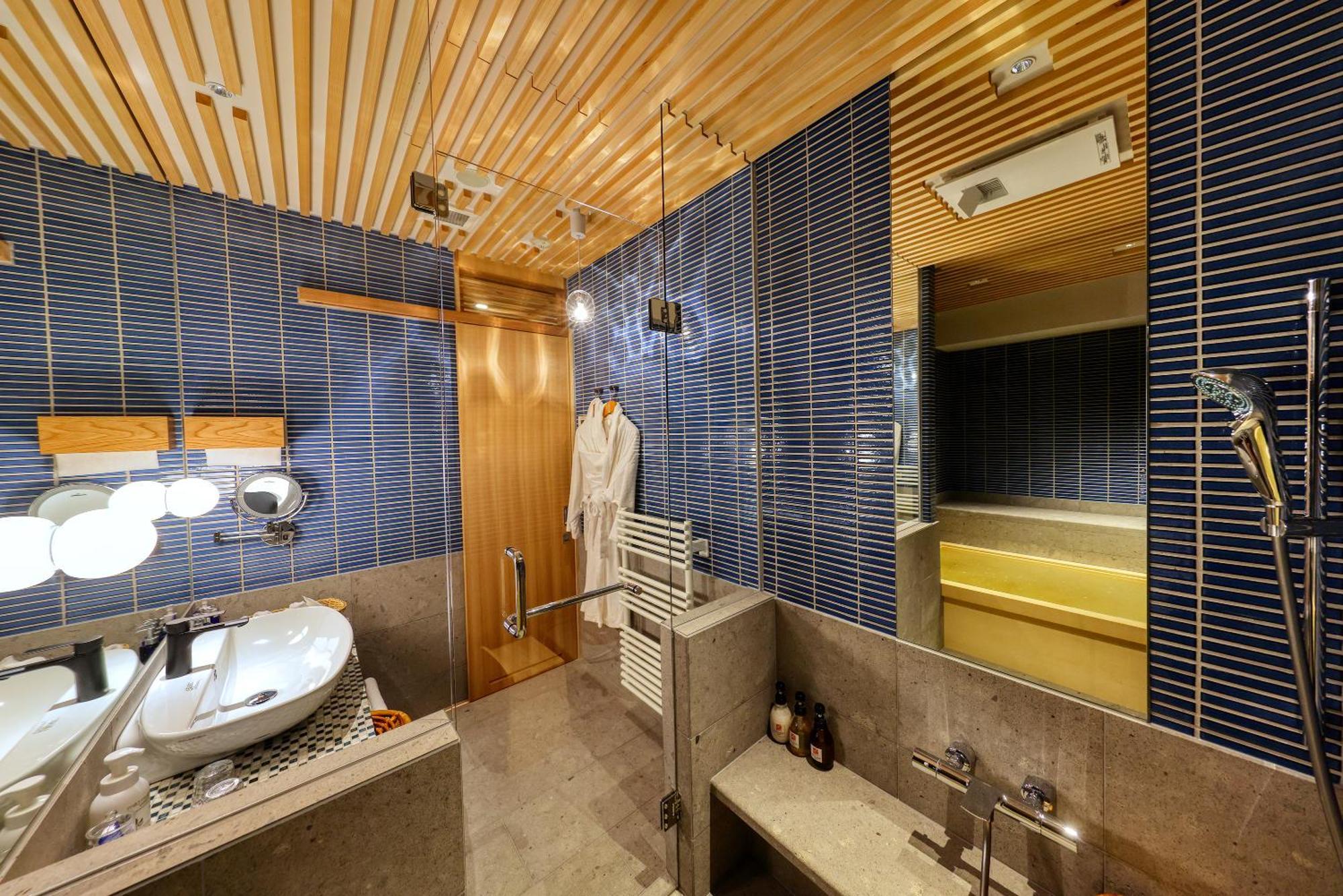 Honjin Hiranoya Kachoan Hotel Takayama  Exterior photo